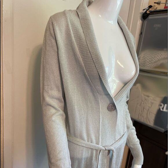 3/$25 NESLAY Shimmer Sparkle Silver Belted Long Sleeves Cardigan.Size XS - Picture 4 of 9